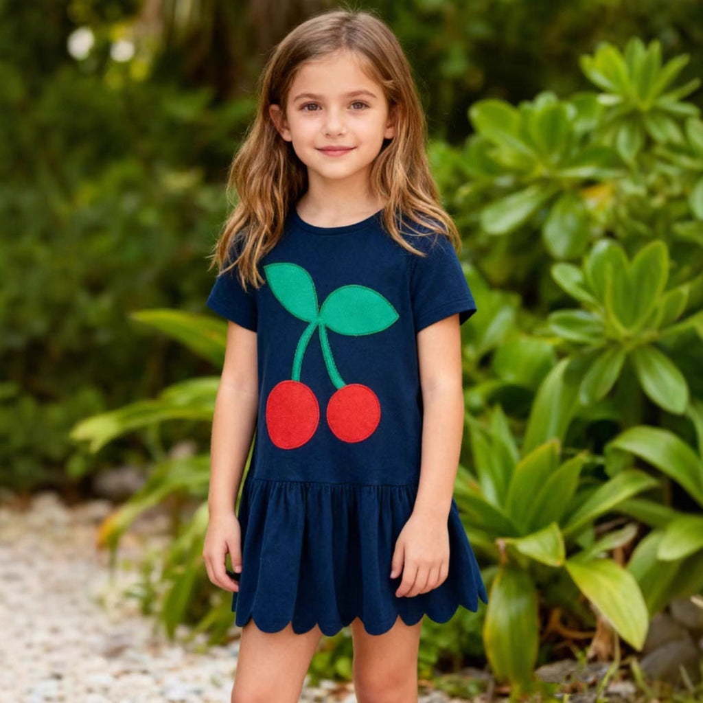 Mädchen Freizeitkleid mit fröhlichem Kirschdesign