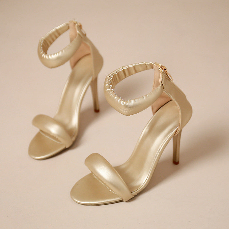 Damen Elegante High Heel Sandalen mit geschmeidigem Riemen und modernem Design Selmira