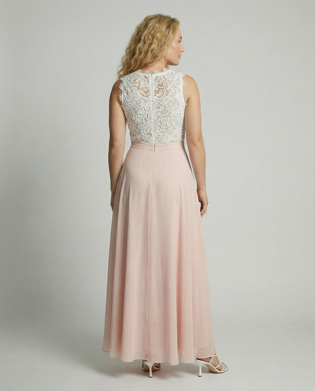 Elegantes Damen Sommerkleid aus Spitze für Sommer | Selmira