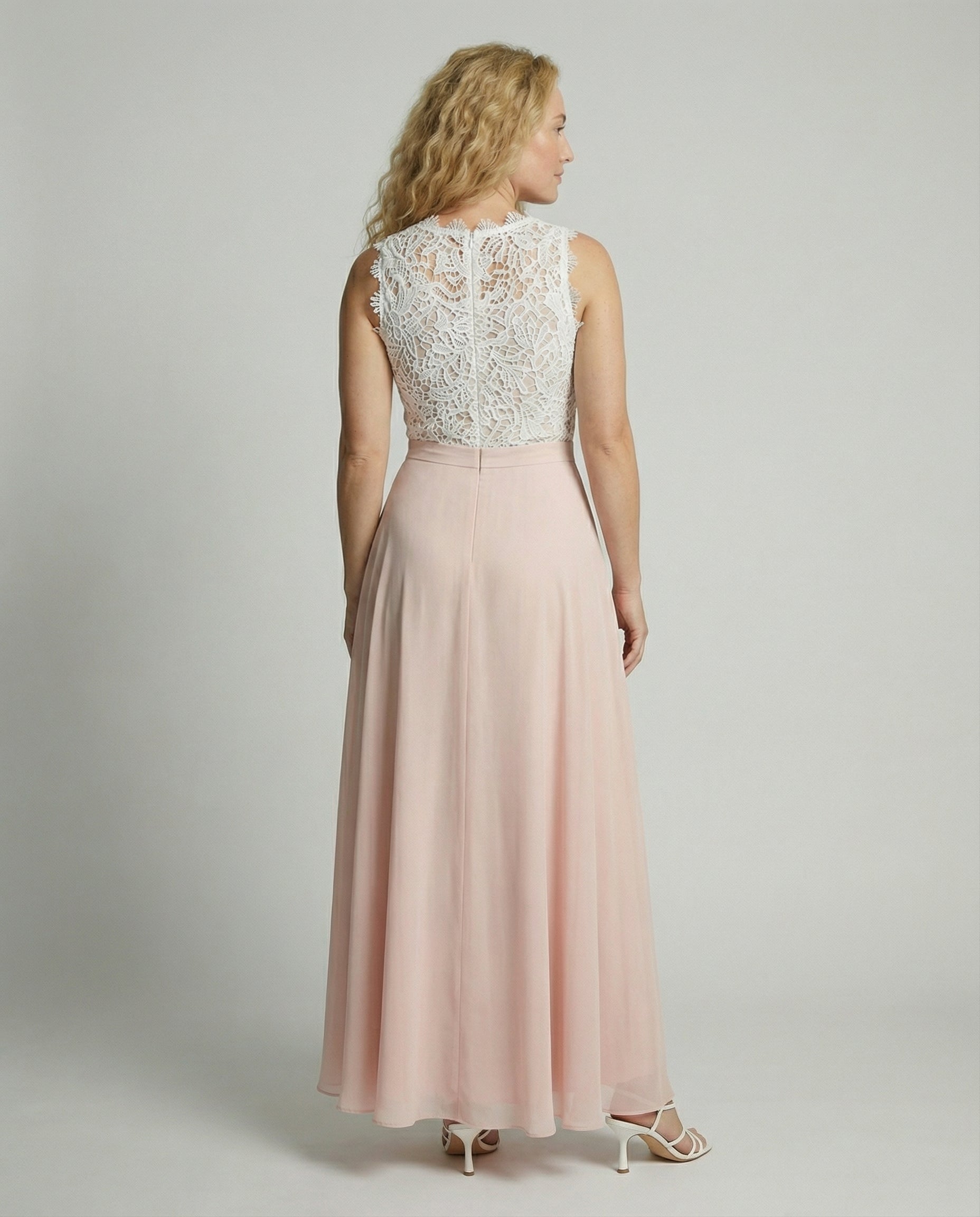 Elegantes Damen Sommerkleid aus Spitze für Sommer | Selmira