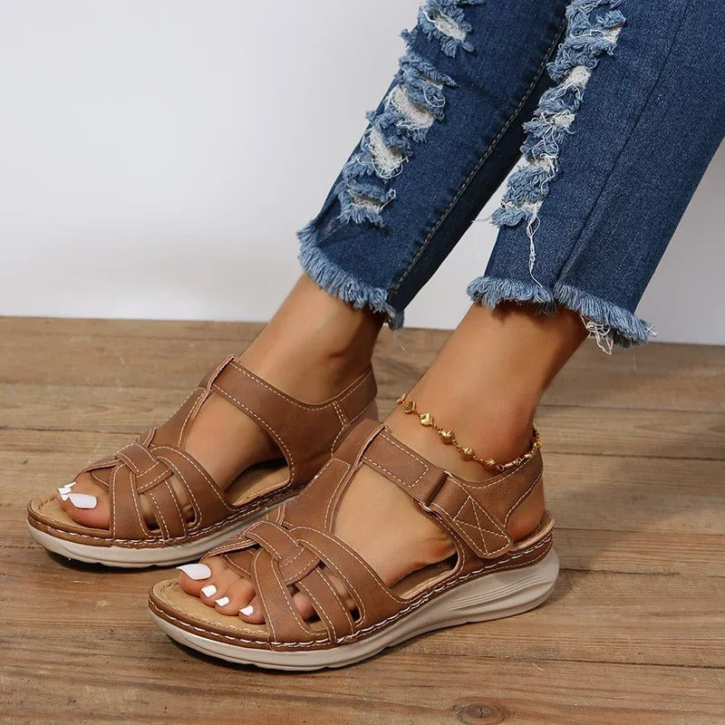 Selmira – Orthopädische Sandalen