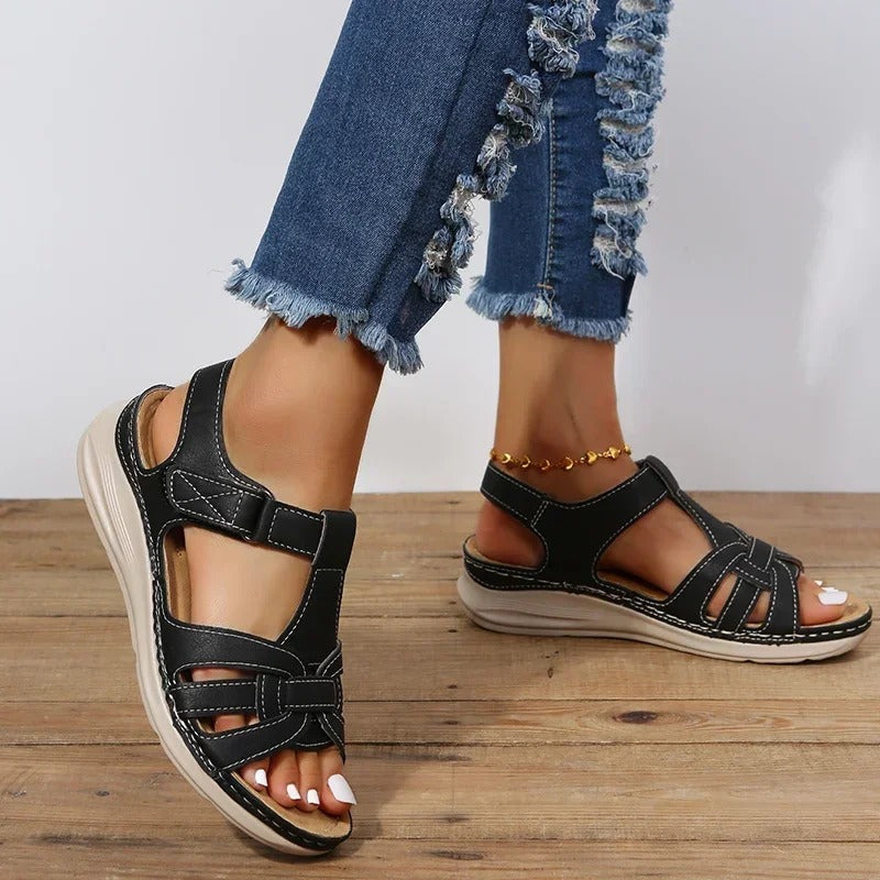 Selmira – Orthopädische Sandalen